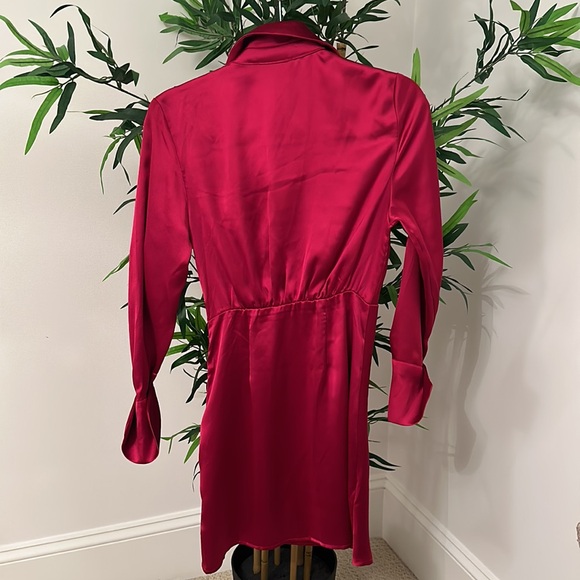 Dynamite- Margot Long Sleeve Satin Wrap Dress XXS - Picture 3 of 7